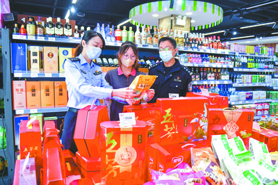 栖霞食药环大队开展端午节前食品安全专项检查行动